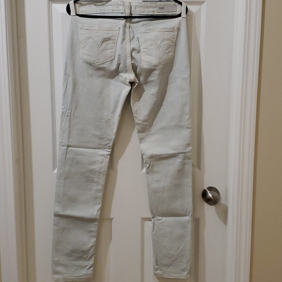 Jean - Picture 2 of 3